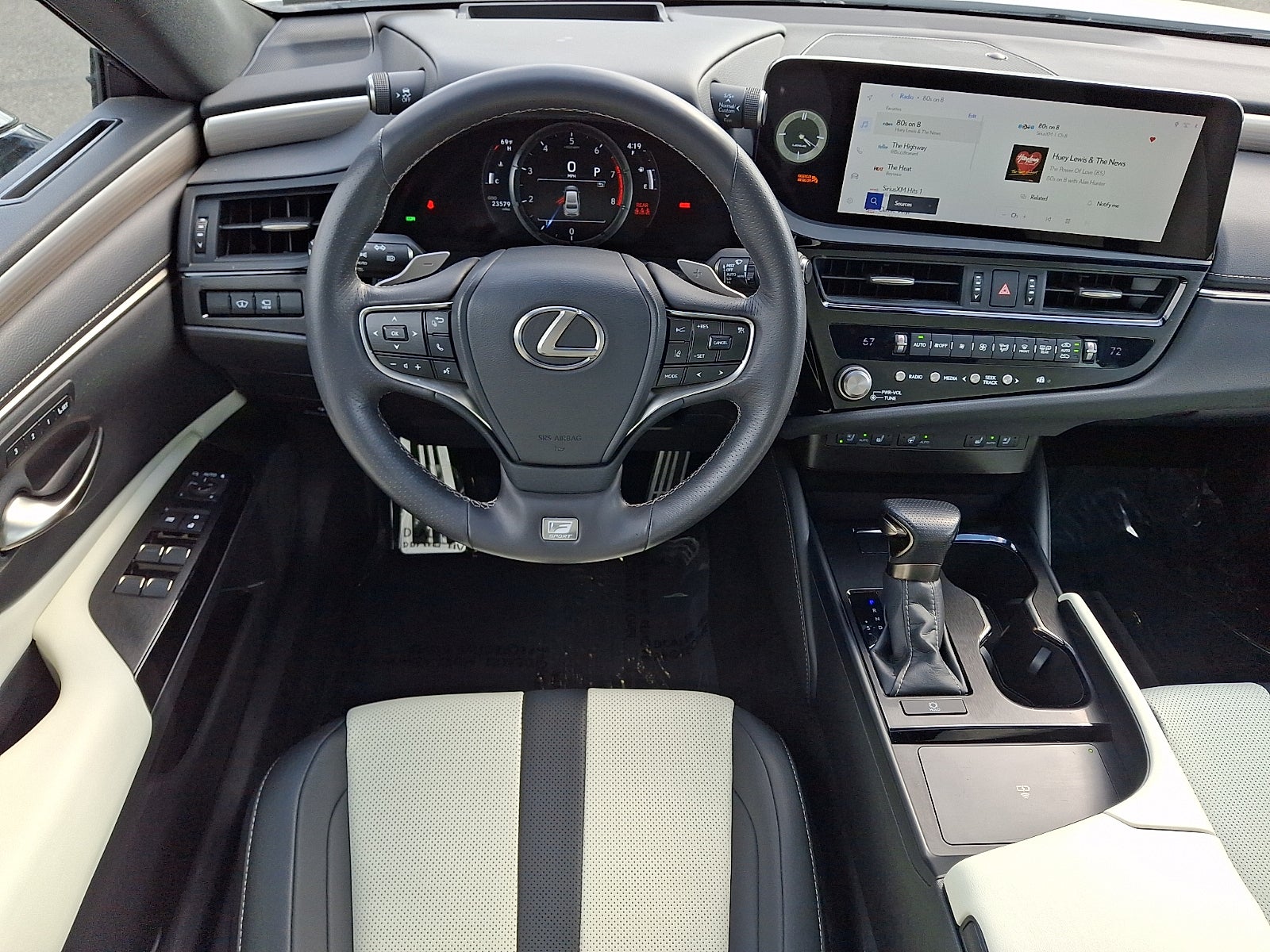 2023 Lexus ES 350 F SPORT Handling
