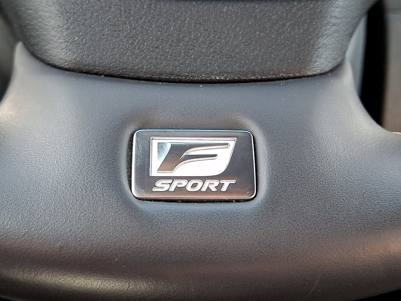 2023 Lexus ES 350 F SPORT Handling