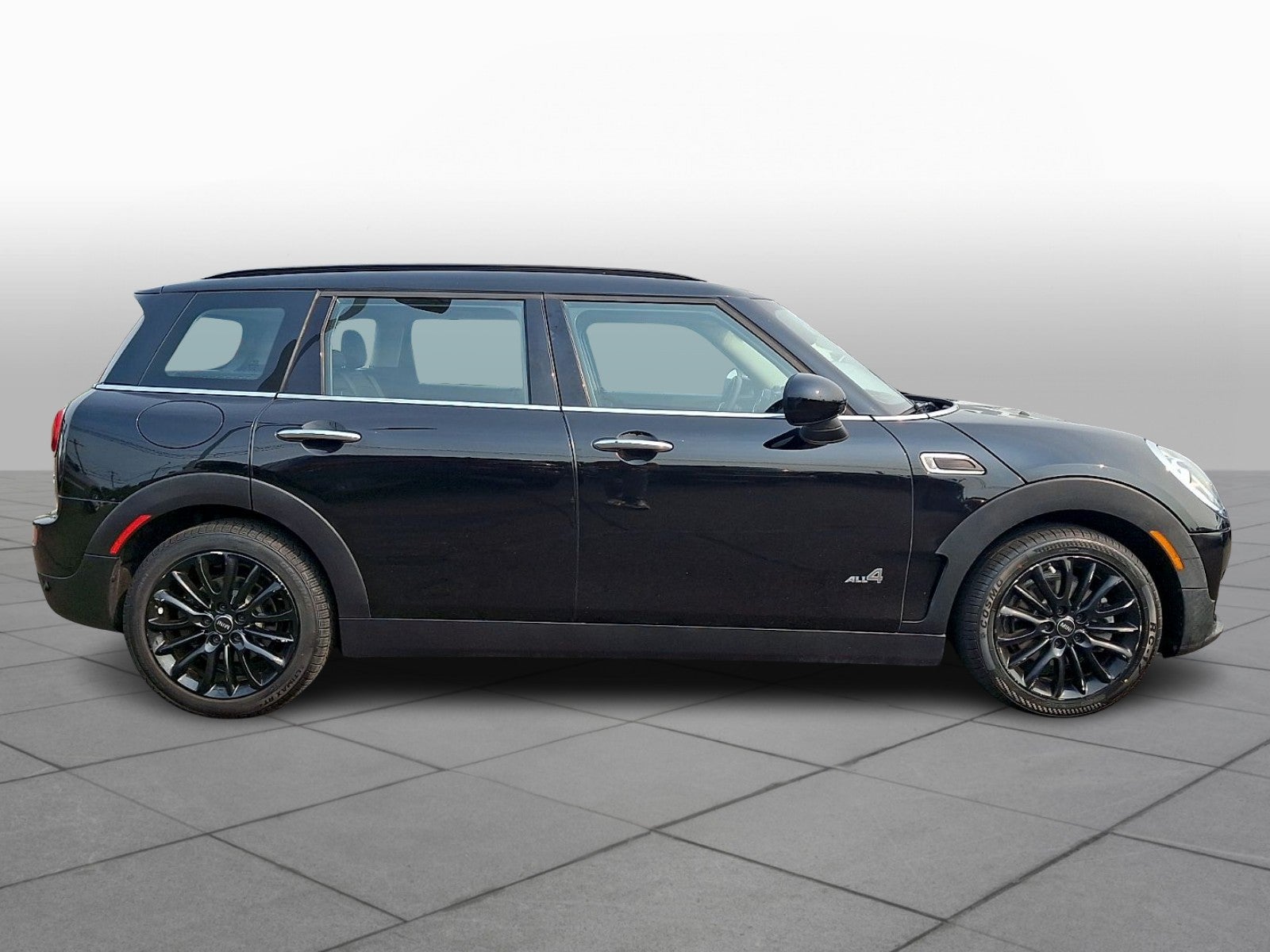 2019 MINI Clubman Cooper