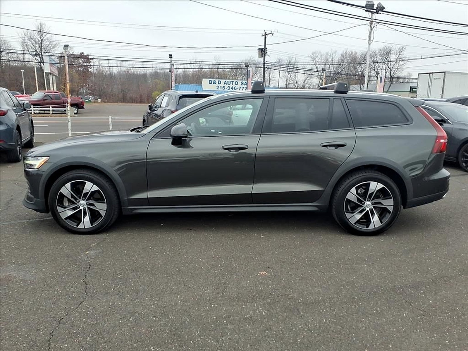 2021 Volvo V60 Cross Country T5