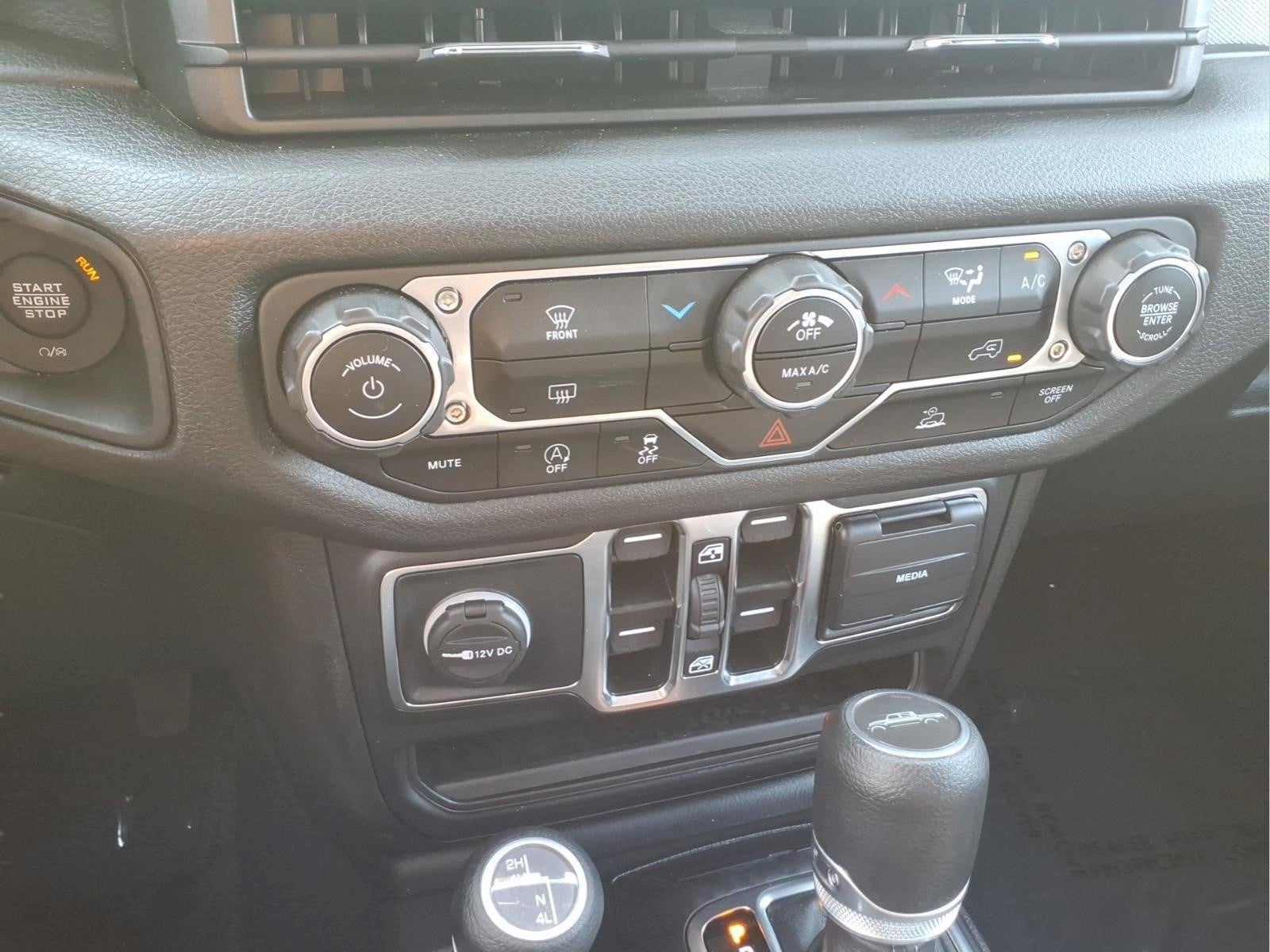 2024 Jeep Gladiator NightHawk