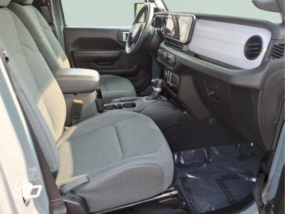 2024 Jeep Gladiator NightHawk