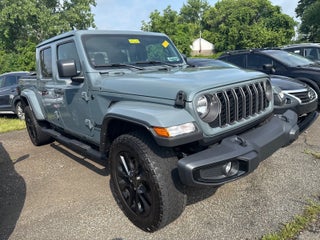 2024 Jeep Gladiator NightHawk