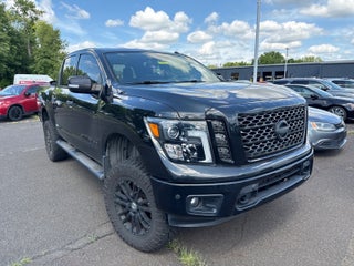 2019 Nissan Titan SV