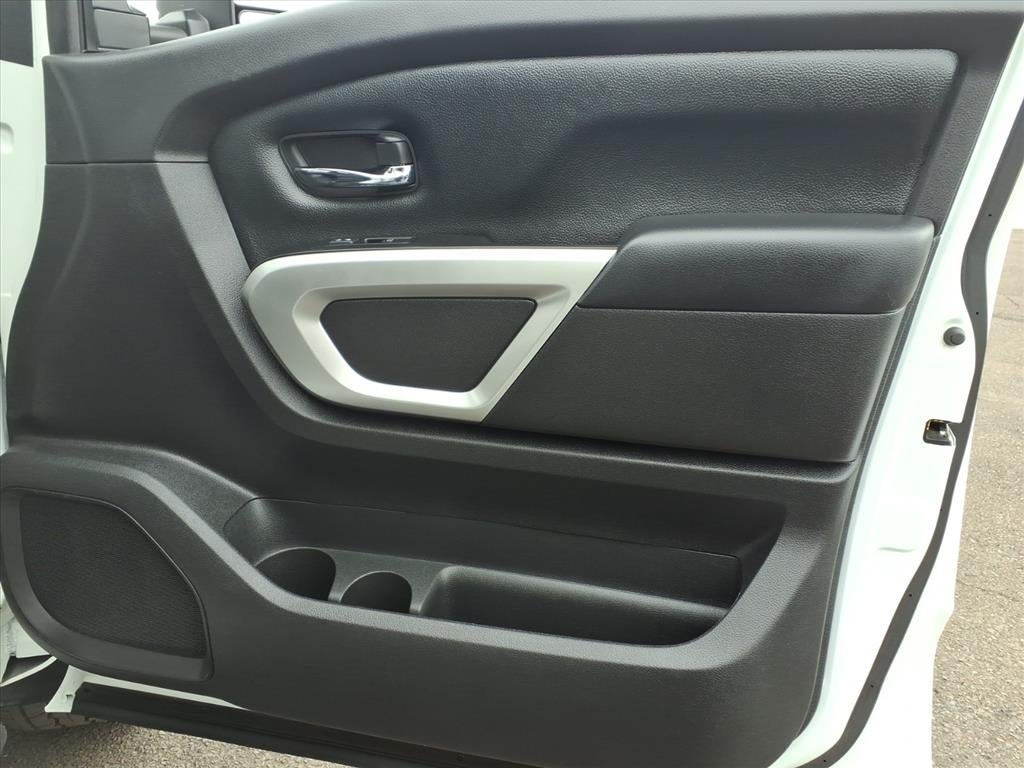 2024 Nissan Titan XD SV