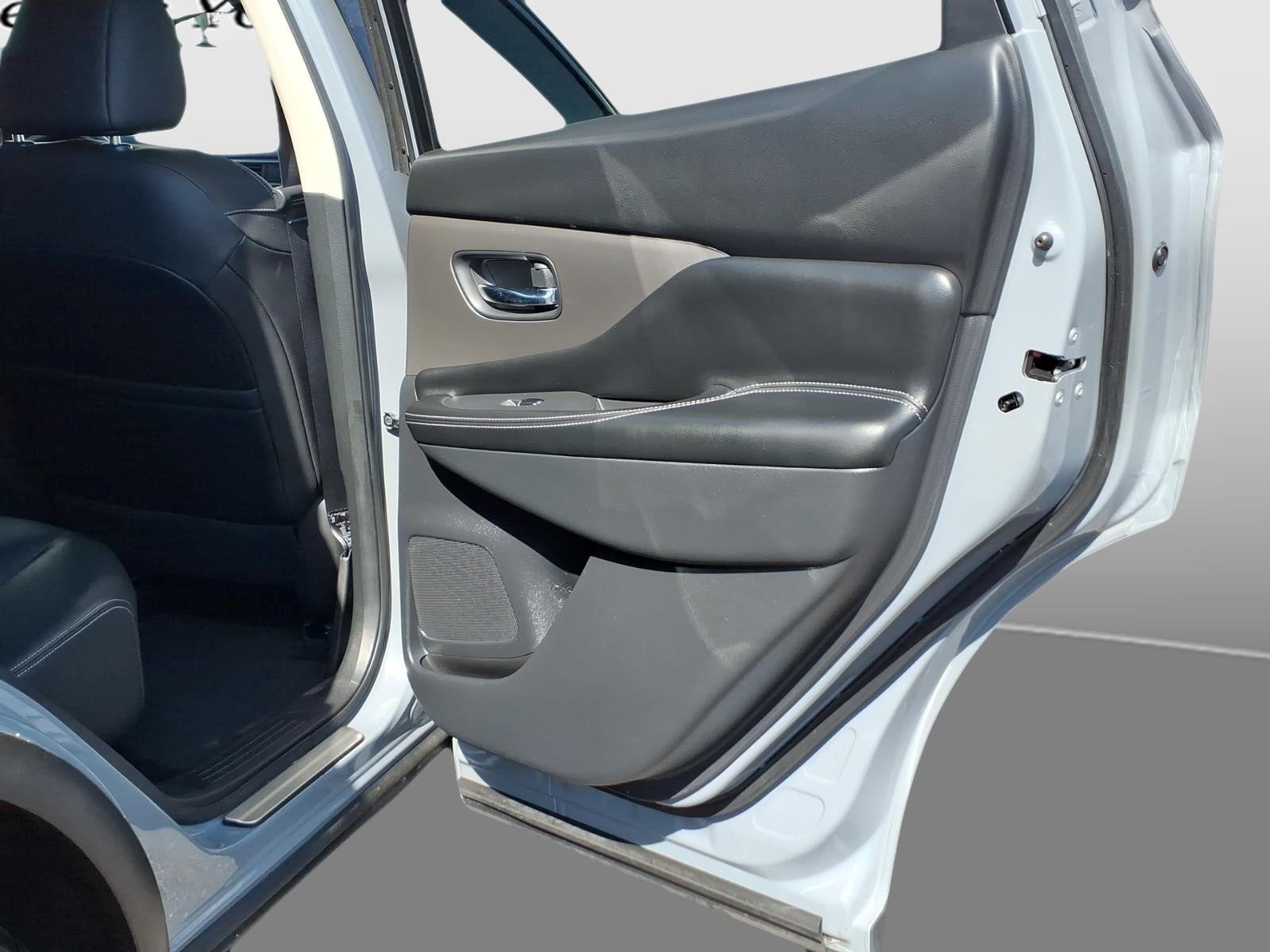 2022 Nissan Murano SL