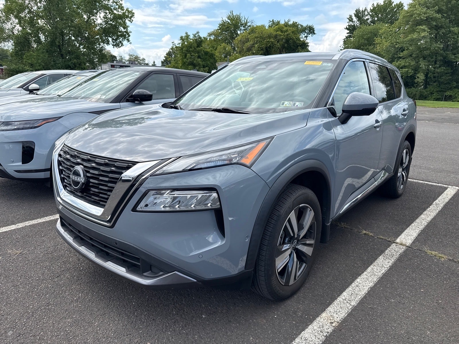 2023 Nissan Rogue SL