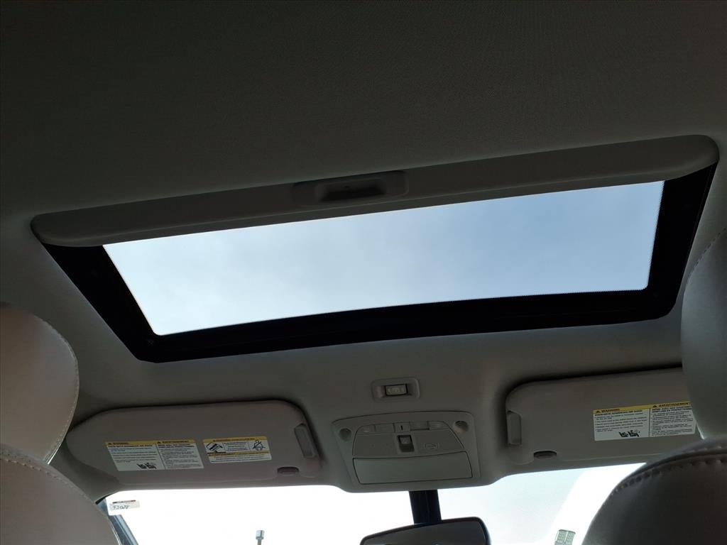 2018 Nissan Pathfinder SL