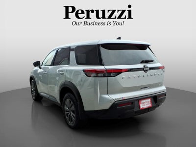 2023 Nissan Pathfinder S