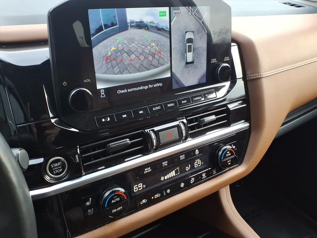 2023 Nissan Pathfinder Platinum