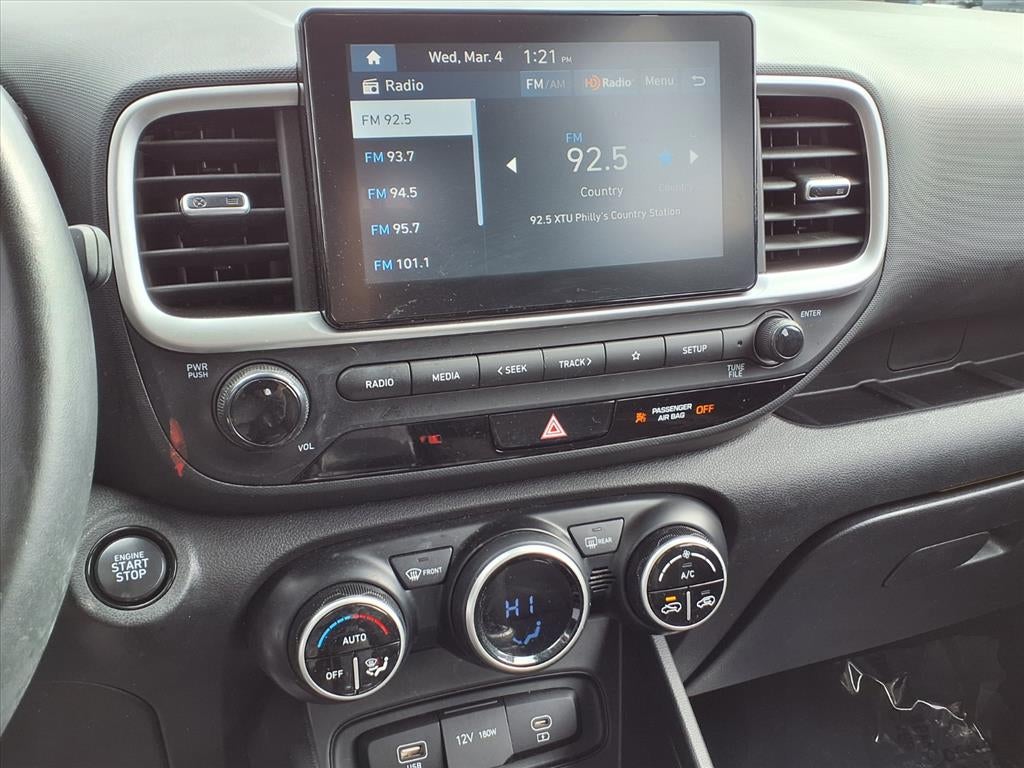 2024 Hyundai VENUE SEL