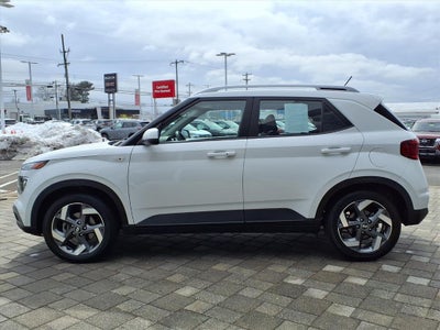 2024 Hyundai VENUE SEL