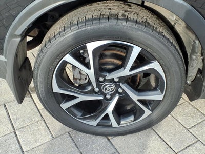 2021 Toyota C-HR XLE