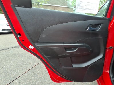 2016 Chevrolet Sonic LT Auto