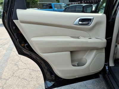 2019 Nissan Pathfinder SL