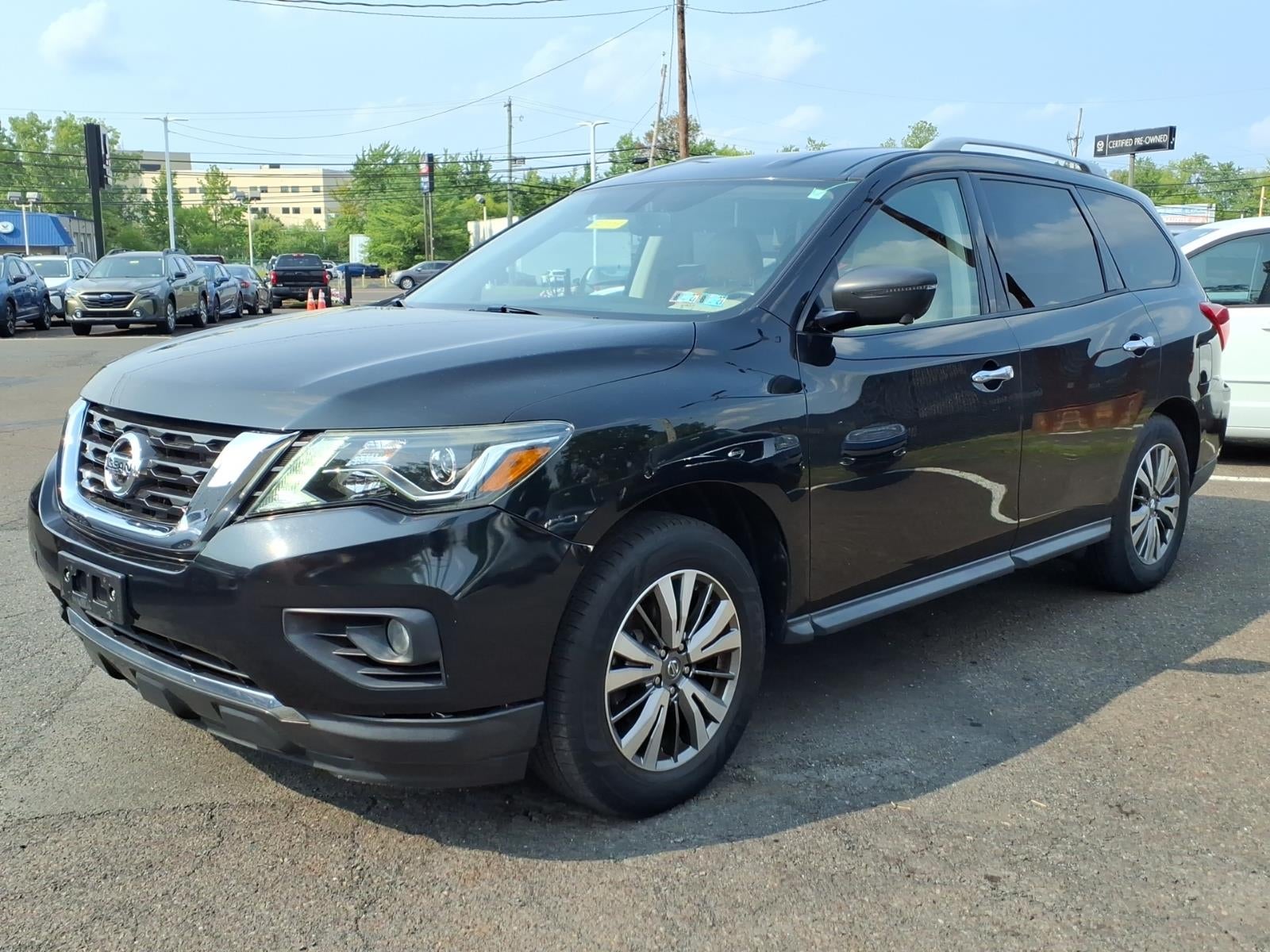 2019 Nissan Pathfinder SL