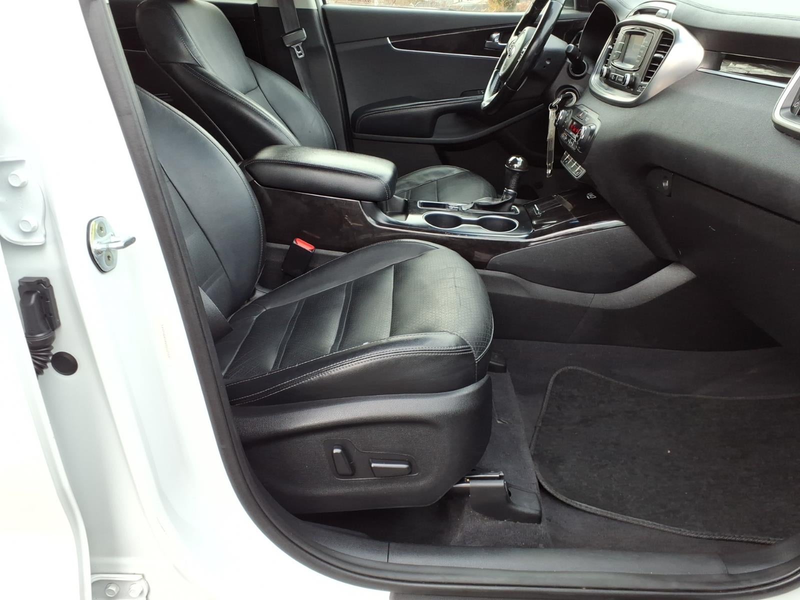 2016 Kia Sorento EX V6