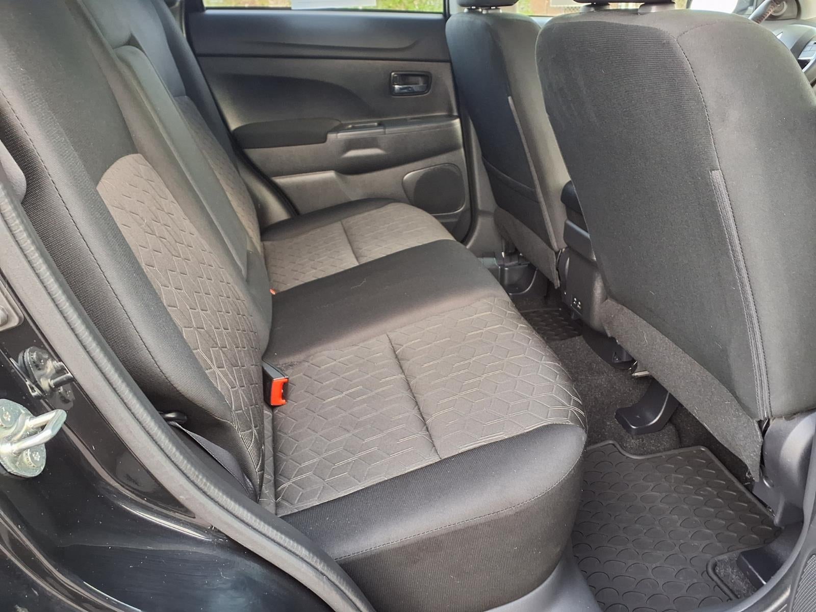 2024 Mitsubishi Outlander Sport LE