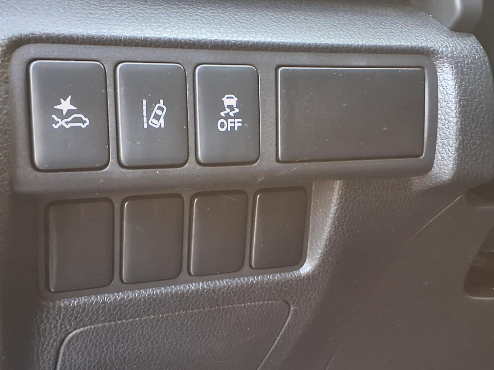 2024 Mitsubishi Eclipse Cross LE