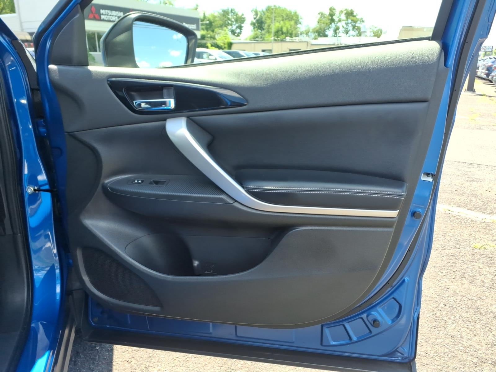 2023 Mitsubishi Eclipse Cross SE