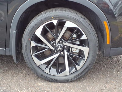 2023 Mitsubishi Outlander SE