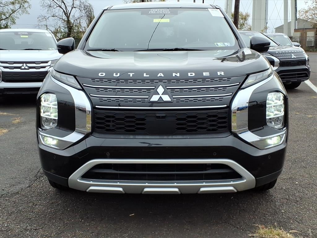 2023 Mitsubishi Outlander SE