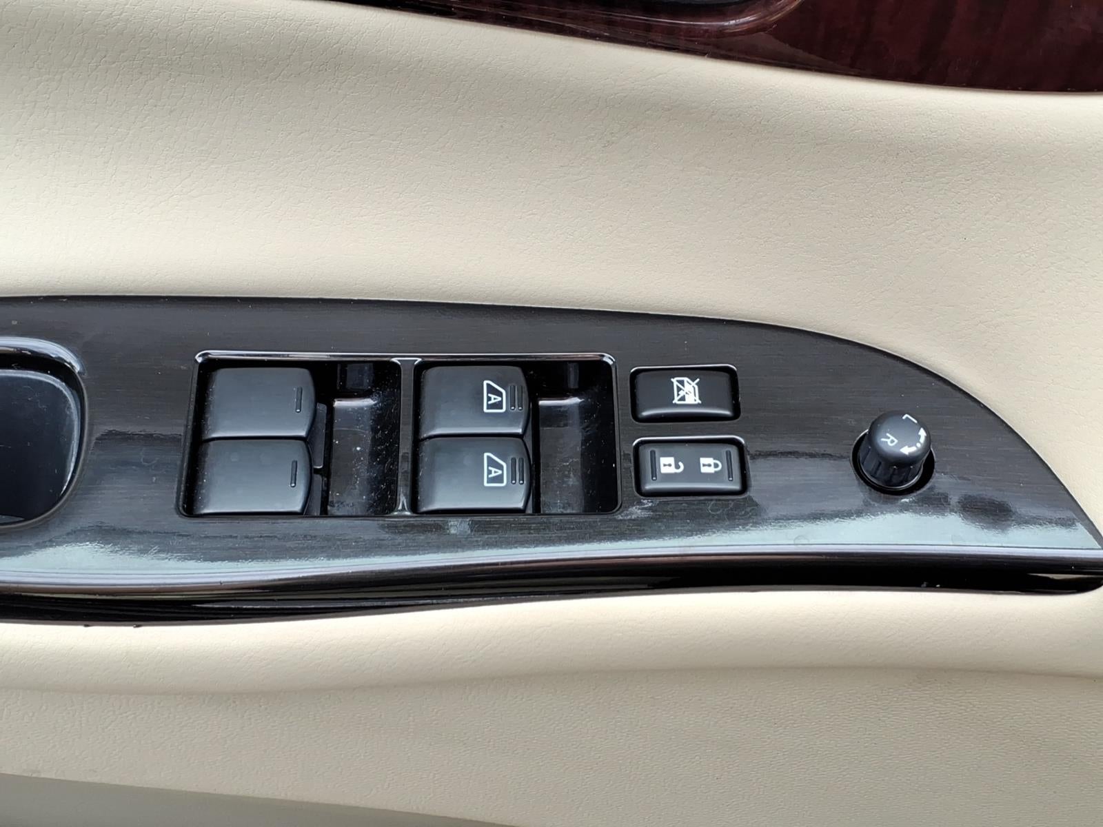 2016 INFINITI QX50 Base