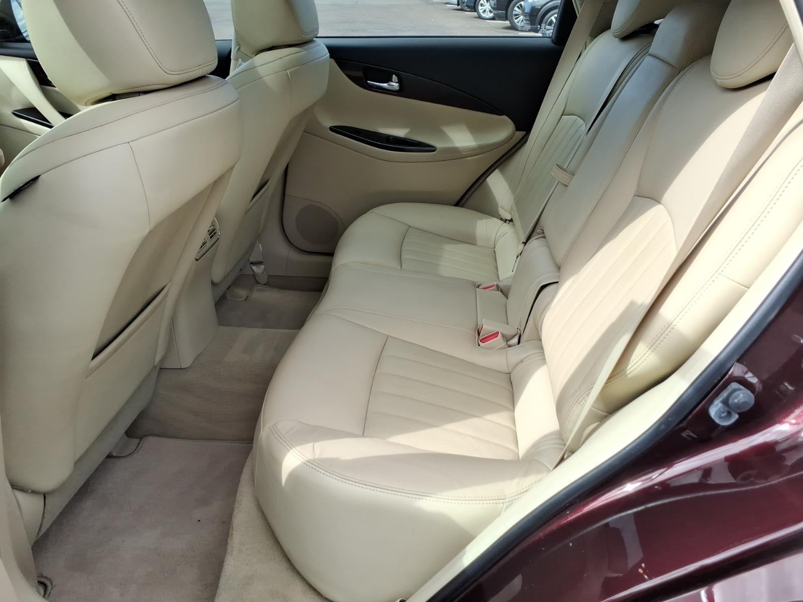 2016 INFINITI QX50 Base