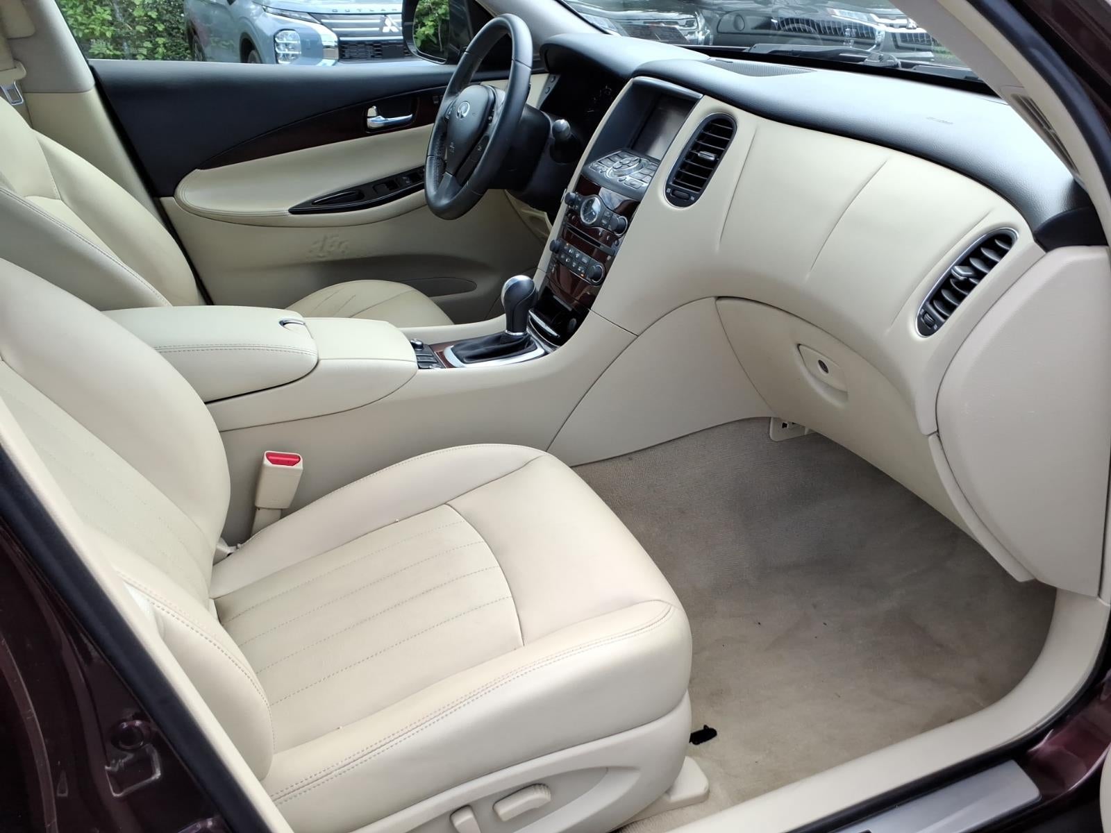 2016 INFINITI QX50 Base