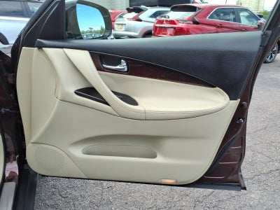 2016 INFINITI QX50 Base