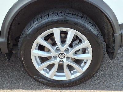 2022 Nissan Rogue Sport SV