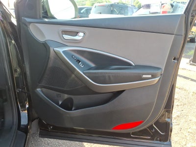 2017 Hyundai SANTA FE SE