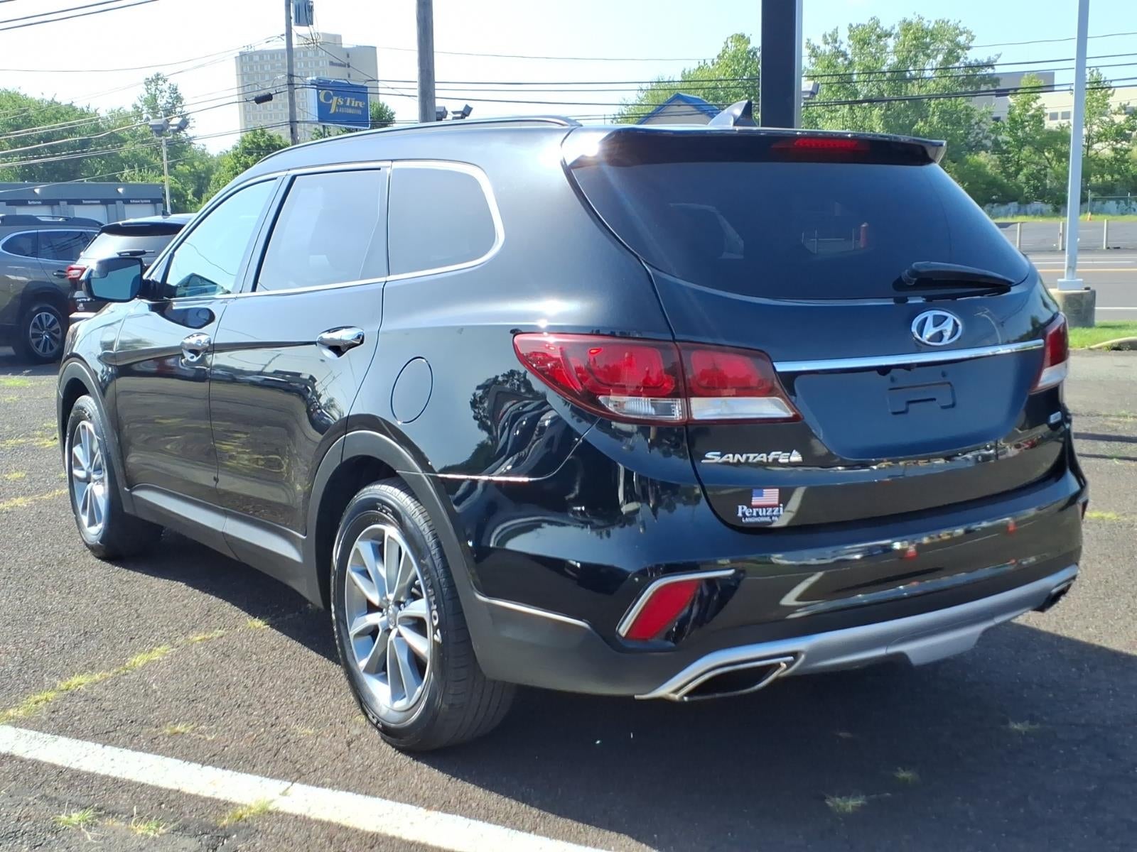 2017 Hyundai SANTA FE SE