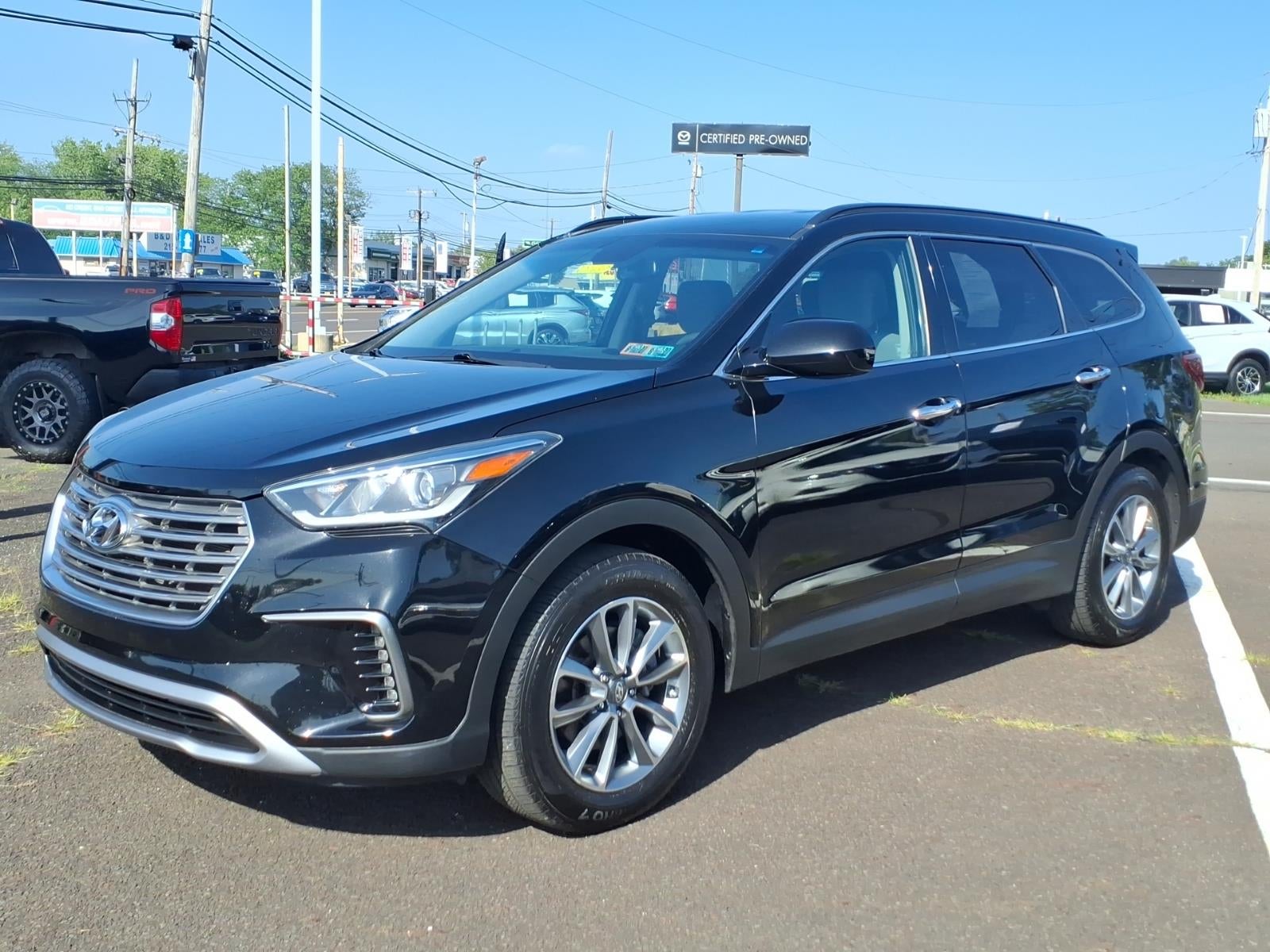 2017 Hyundai SANTA FE SE