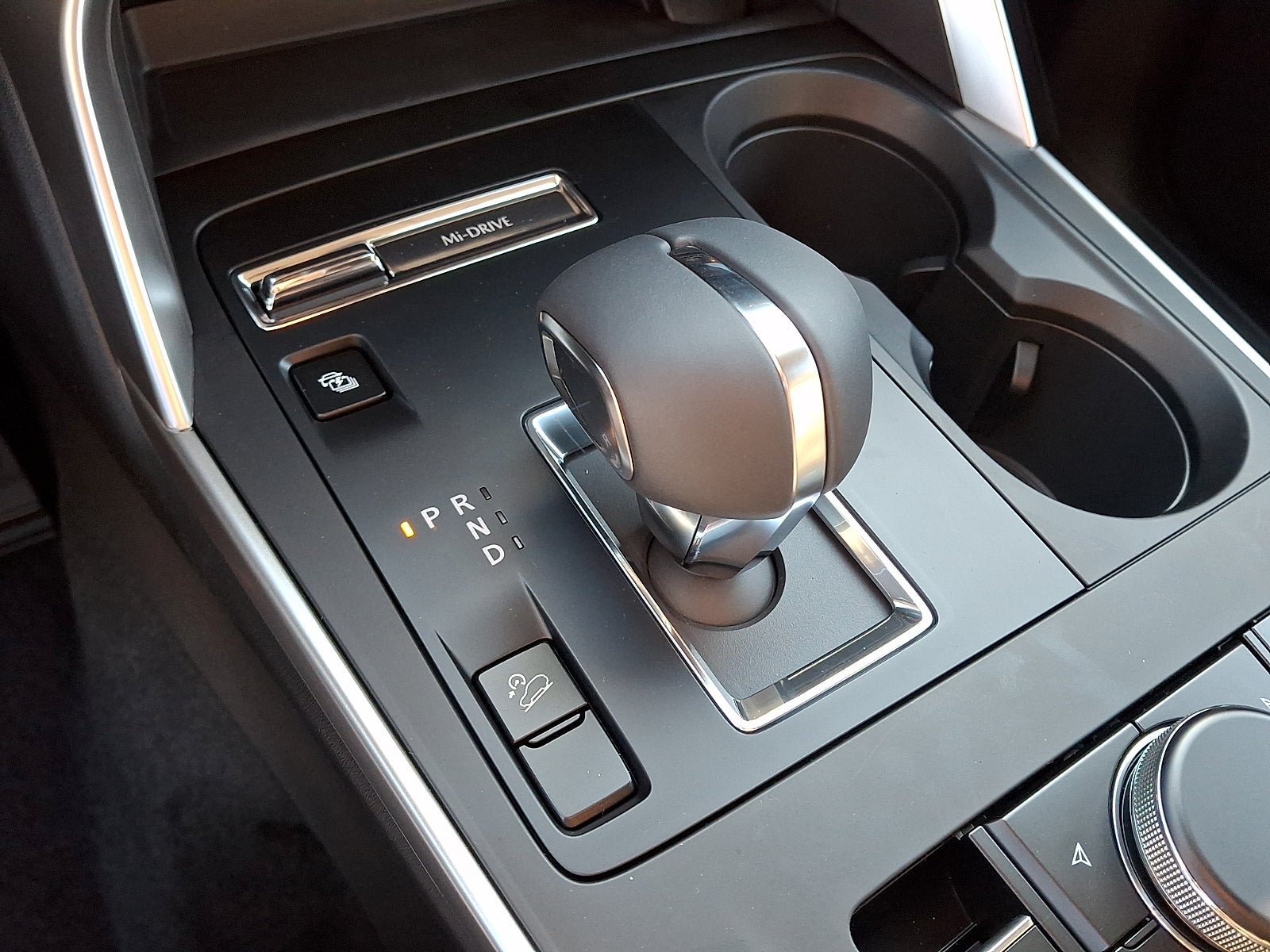 2026 Mazda Mazda CX-70 Plug-In Hybrid SC