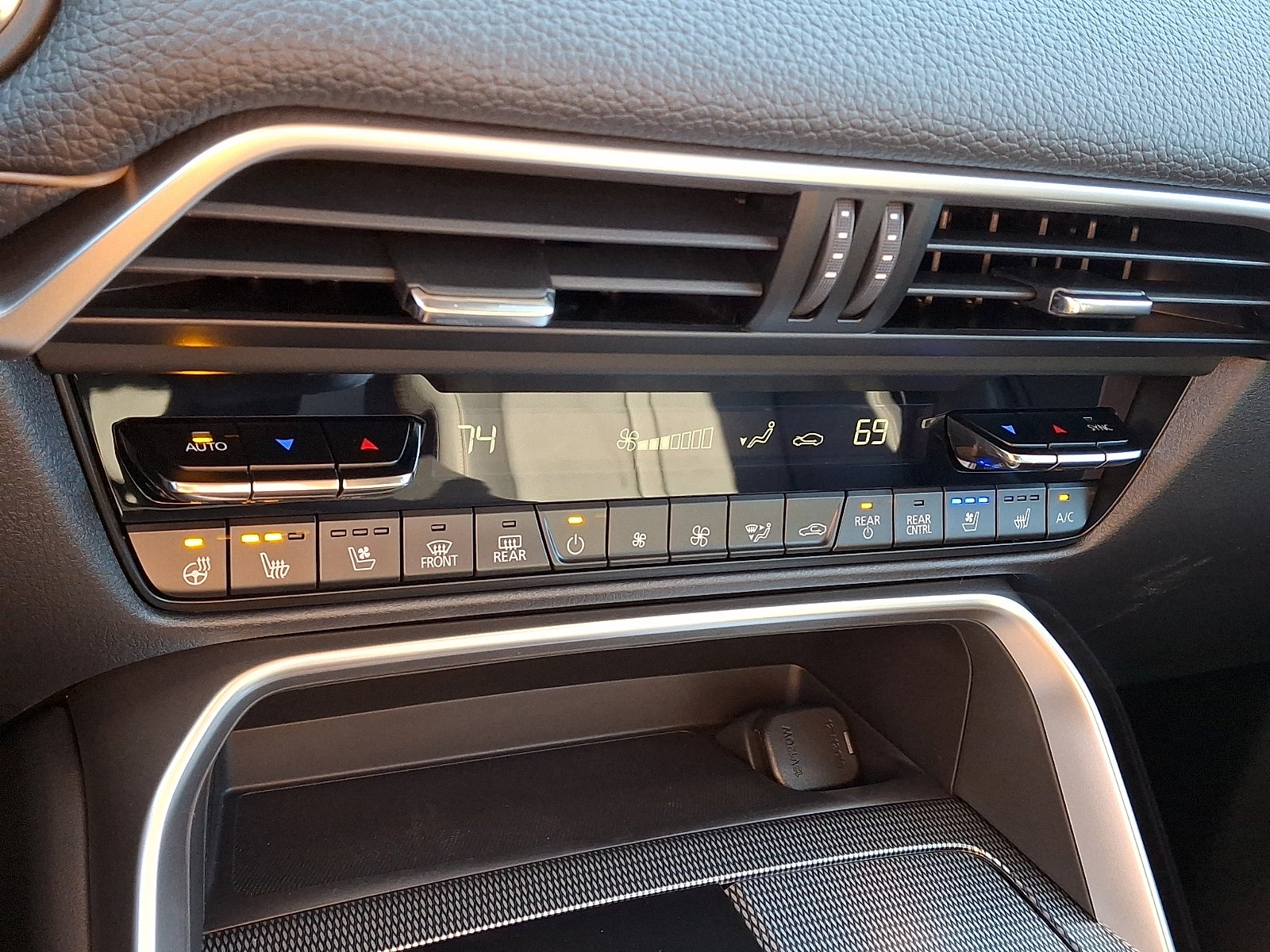 2026 Mazda Mazda CX-70 Plug-In Hybrid SC Plus