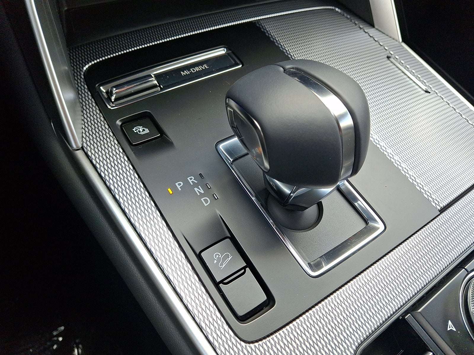 2026 Mazda Mazda CX-70 Plug-In Hybrid SC Plus