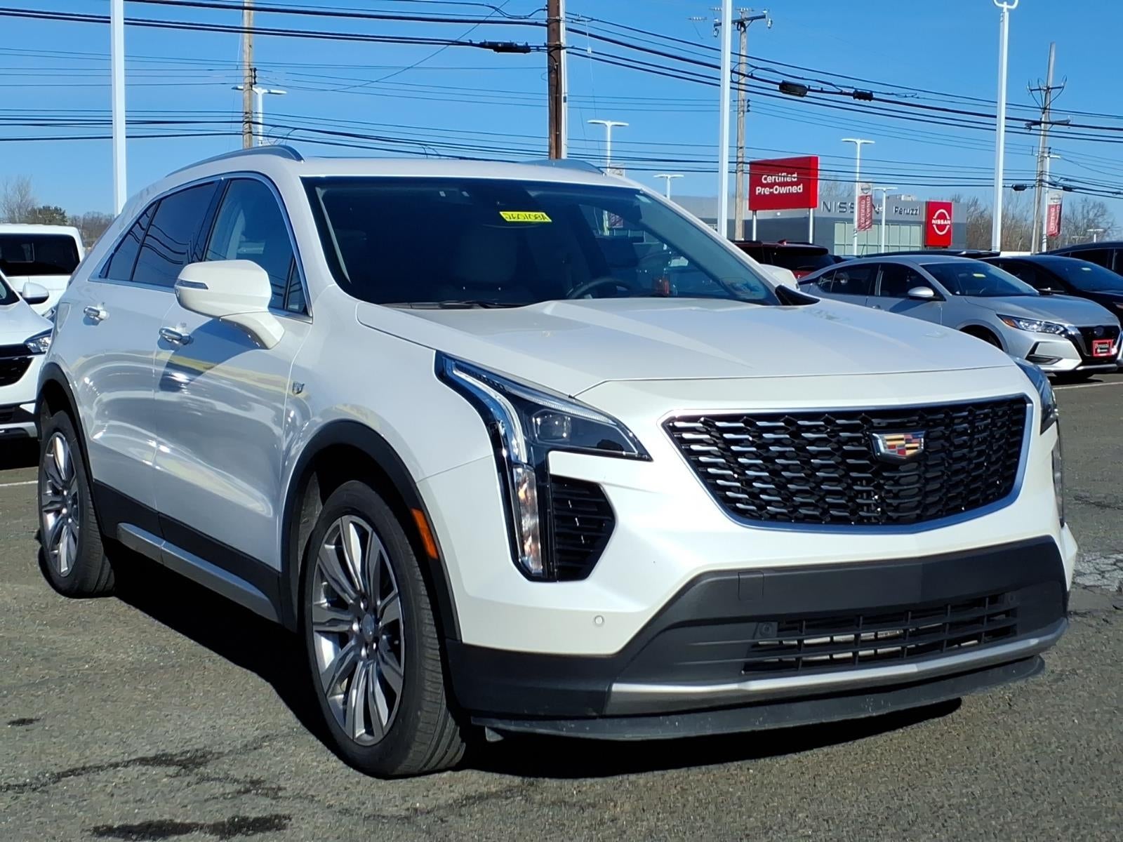 2022 Cadillac XT4 Premium Luxury