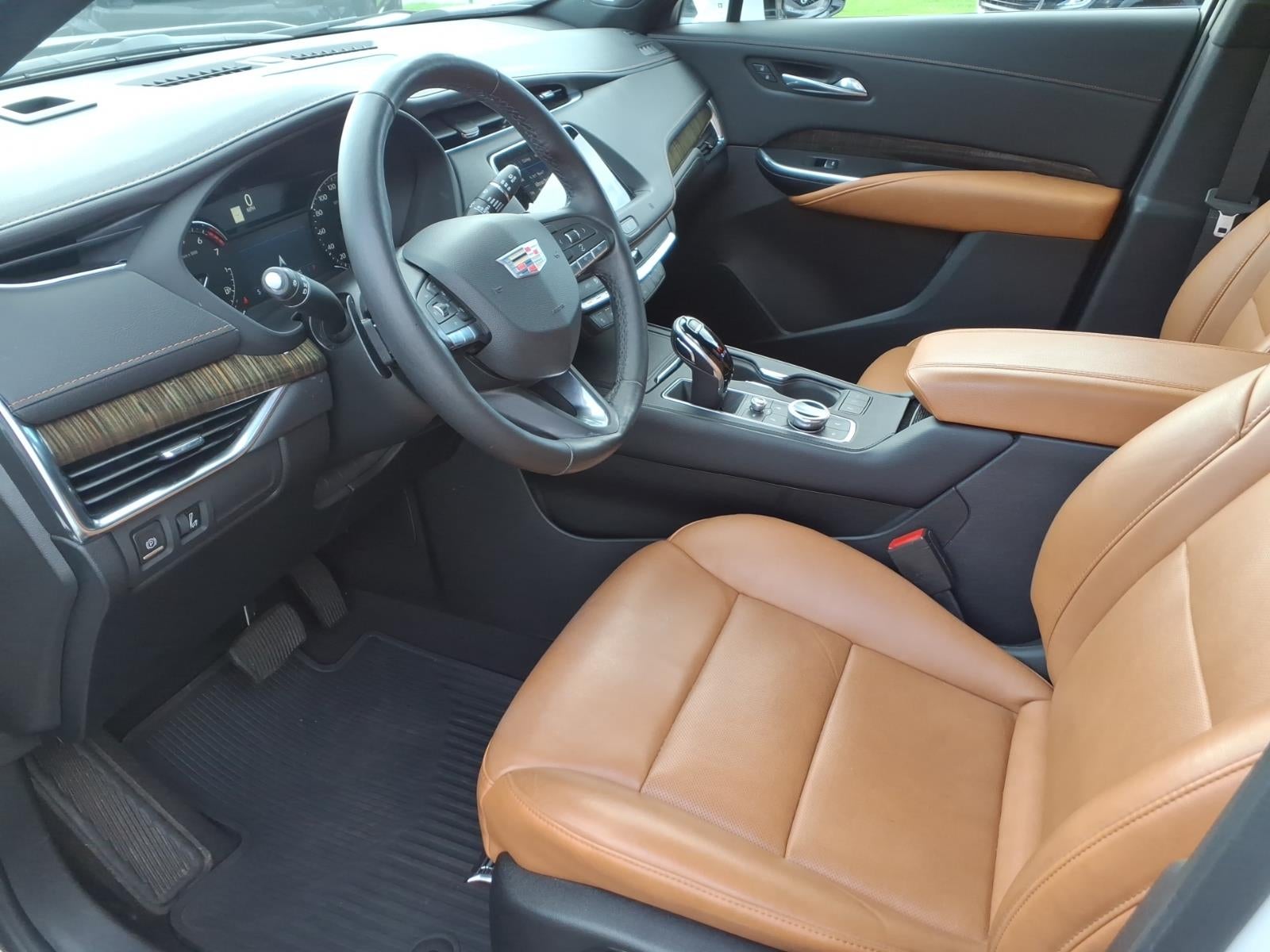 2021 Cadillac XT4 AWD Premium Luxury