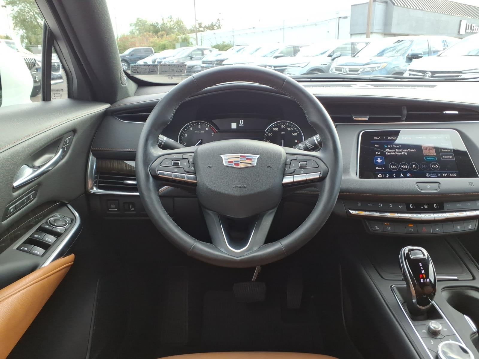 2021 Cadillac XT4 AWD Premium Luxury