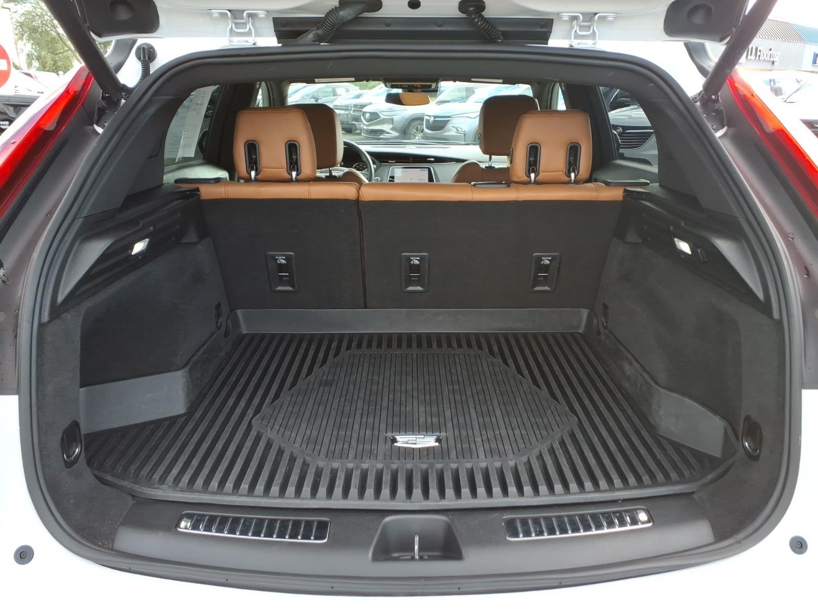 2021 Cadillac XT4 AWD Premium Luxury