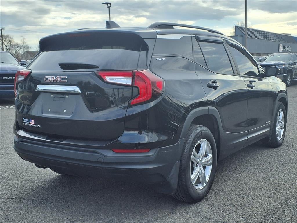 2022 GMC Terrain SLE