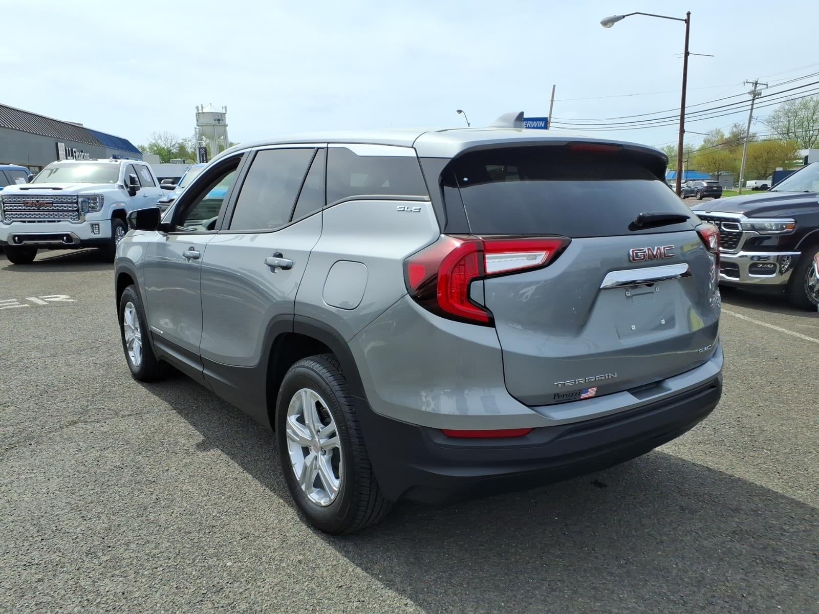 2024 GMC Terrain SLE