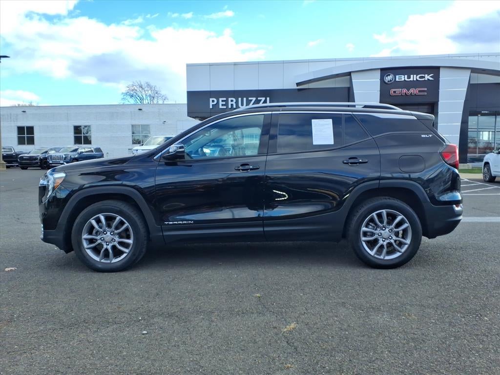 2022 GMC Terrain SLT