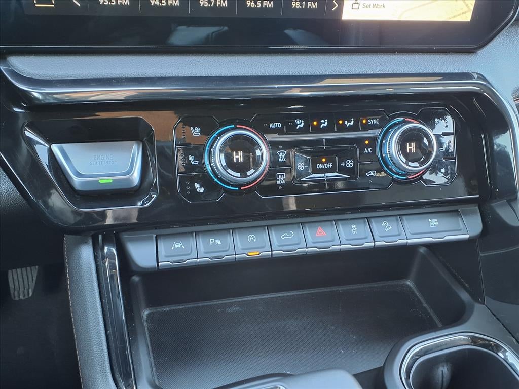 2023 GMC Sierra 1500 AT4