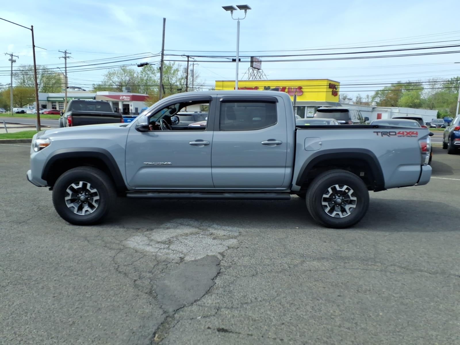 2020 Toyota Tacoma 4WD SR5