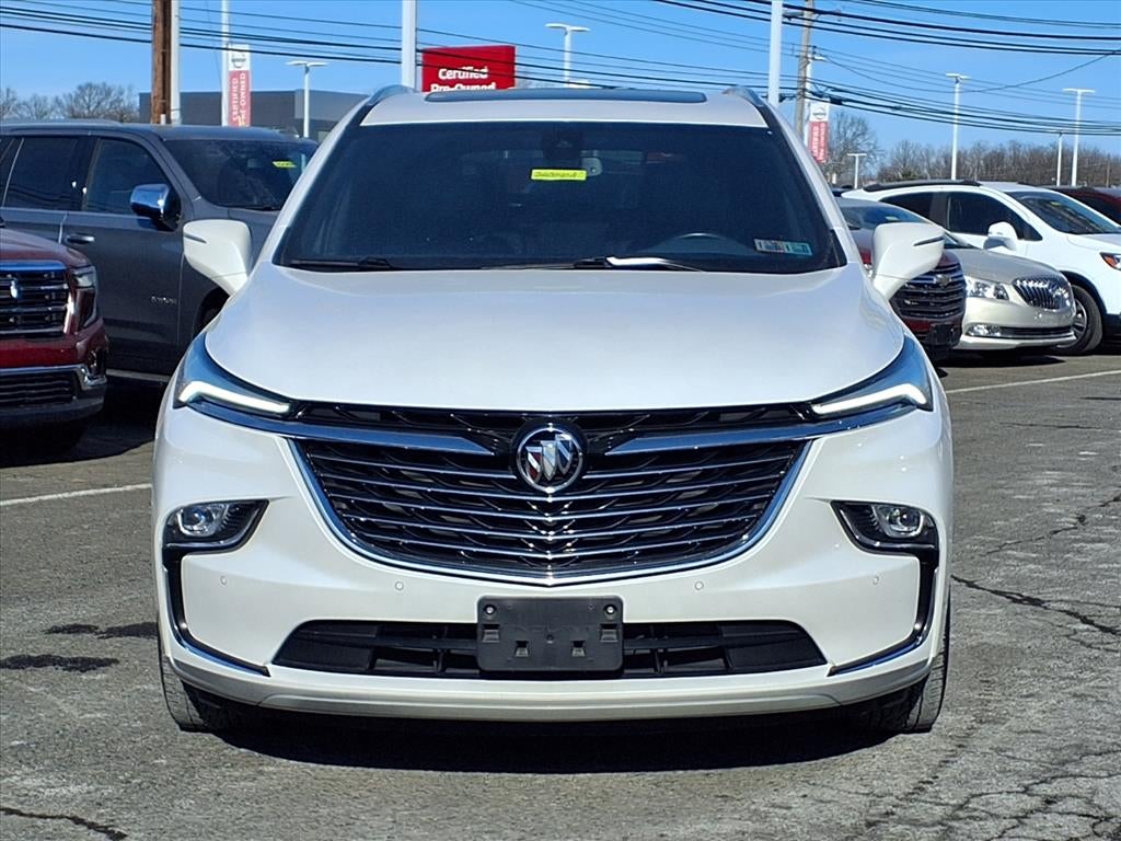 2022 Buick Enclave Essence