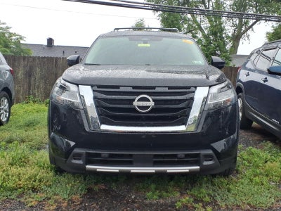 2023 Nissan Pathfinder Platinum 4WD