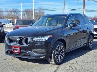 2021 Volvo XC90 Momentum